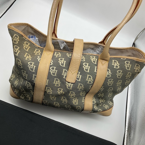 DOONEY AND BOURKE SHOULDER BAG - Picture 2 of 12